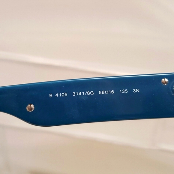 Burberry Teal Sunglasses - Picture 9 of 16